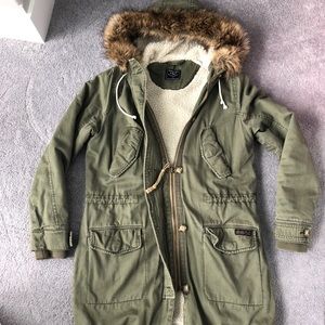 Abercrombie & Fitch Sherpa-Lined Military Parka